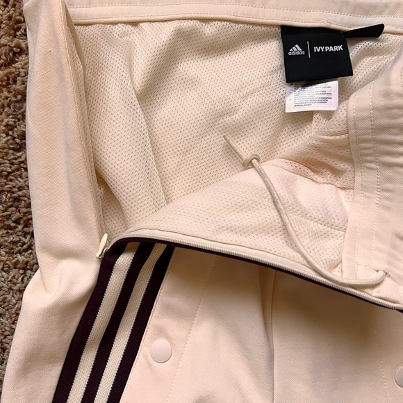 Adidas Ivy Park Beyoncé Cream Burgundy Track Pants unisex size M - Picture 6 of 8